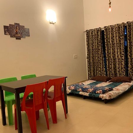 Chalet Ahaz, The Place Of Privacy With Outside Sitting Karjat Exterior foto