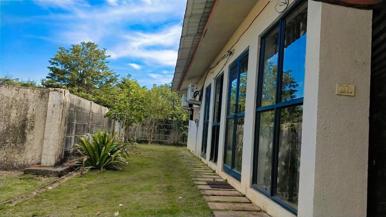 Chalet Ahaz, The Place Of Privacy With Outside Sitting Karjat Exterior foto
